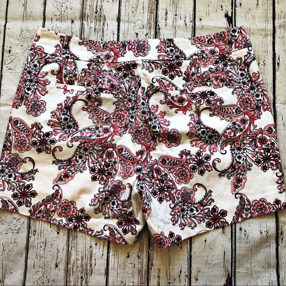 Kenzie Red/White/Blue Paisley Cotton Shorts - 8 - Picture 2 of 6